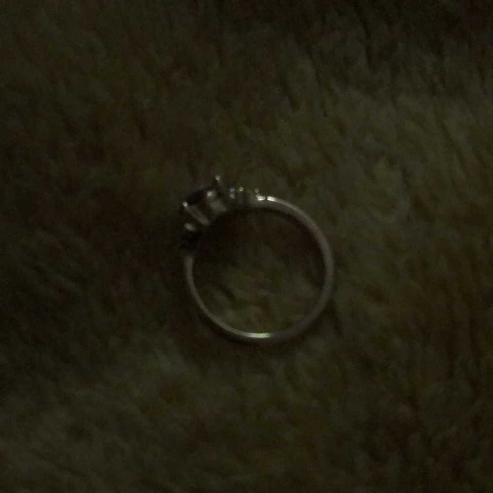 Ring - Picture 2 of 2